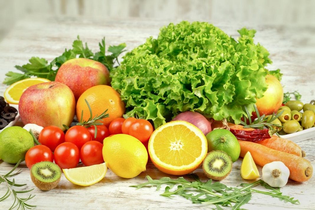 Thực phẩm giàu vitamin và chất khoáng rất cần cho chuyển hóa bình thường của cơ thể